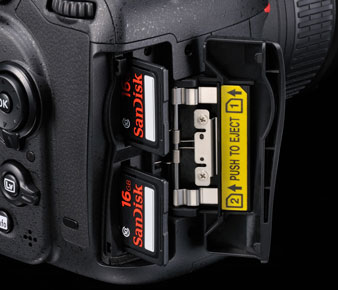 双SD卡插槽设计