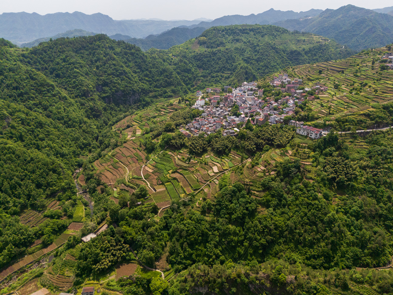 安山村